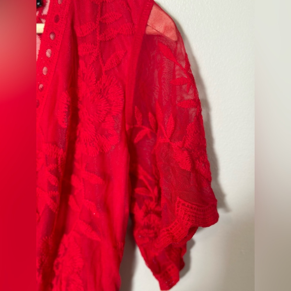 Semi sheer lace v neck maxi dress. - Picture 13 of 15
